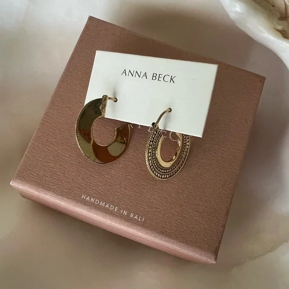 ANNA BECK Medium Smooth and Dotted Hoop Earrings - NIB - Picture 7 of 15